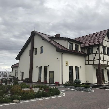 Готель Gosciniec Pod Mlynem Іновроцлав Екстер'єр фото