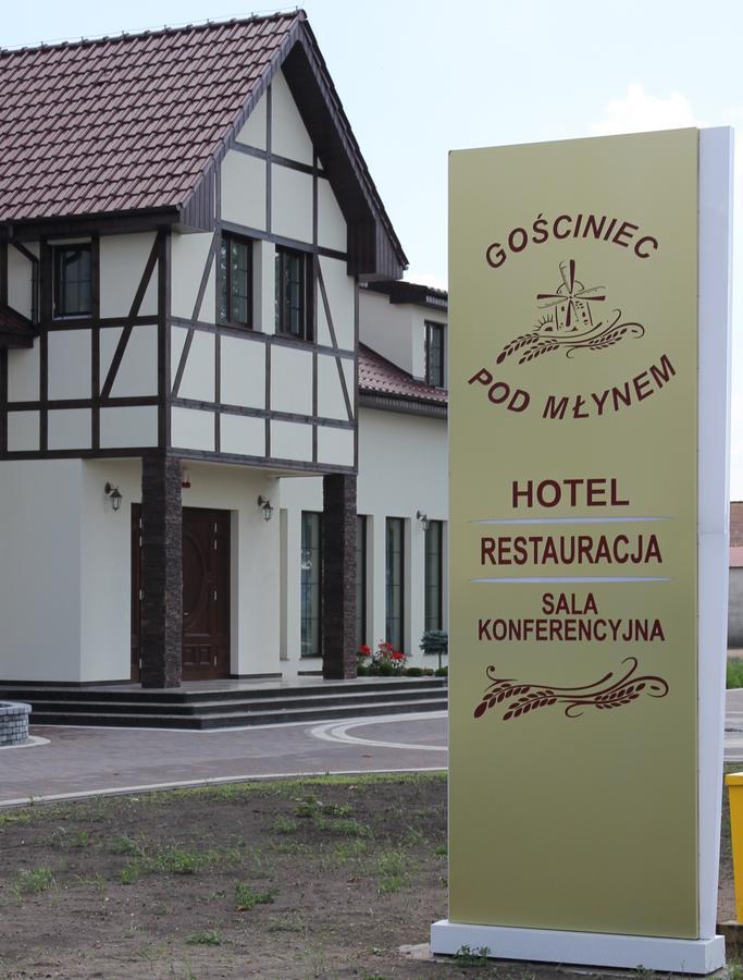 Готель Gosciniec Pod Mlynem Іновроцлав Екстер'єр фото